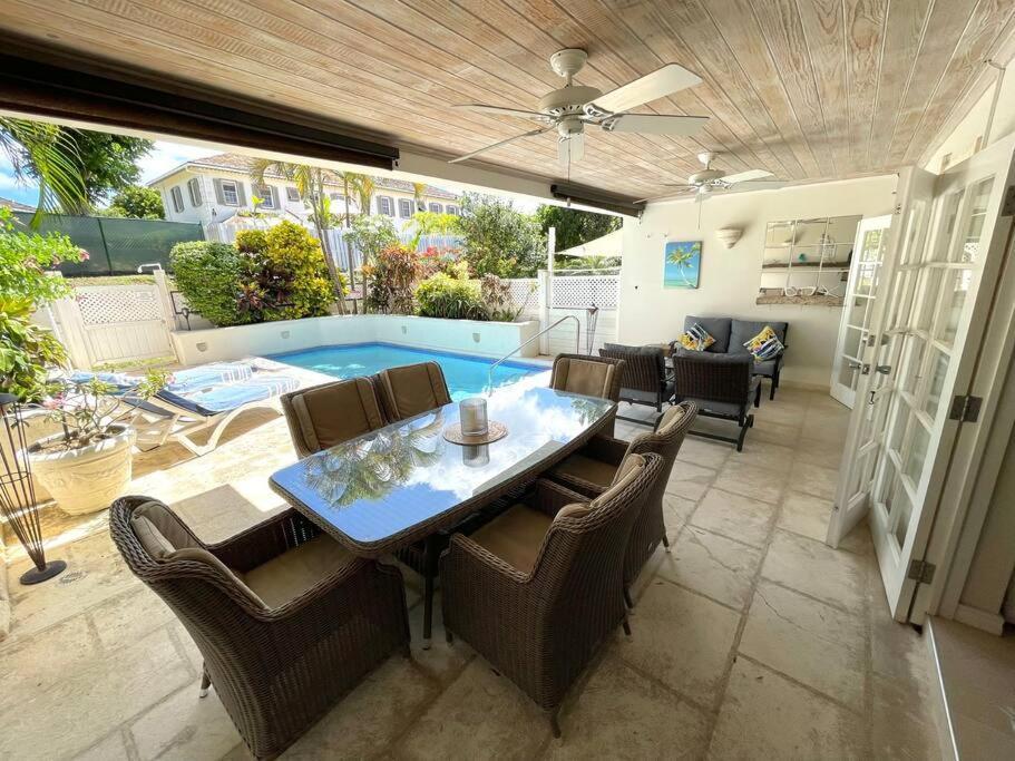 Nanpa, Luxury Family Three Bed Villa, St James West Coast, Private Pool Saint James Eksteriør bilde