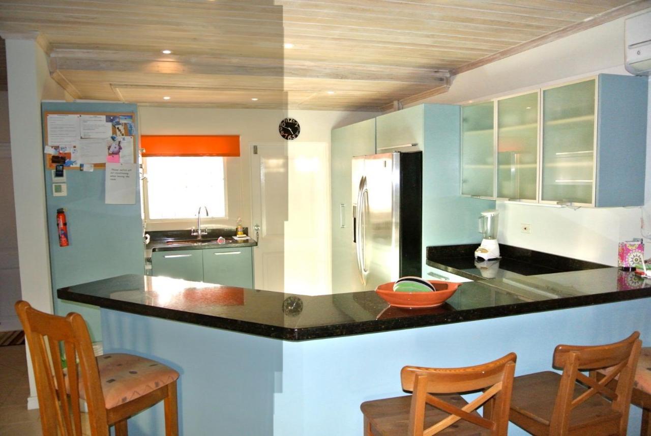 Nanpa, Luxury Family Three Bed Villa, St James West Coast, Private Pool Saint James Eksteriør bilde