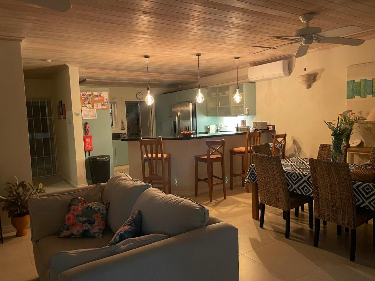 Nanpa, Luxury Family Three Bed Villa, St James West Coast, Private Pool Saint James Eksteriør bilde